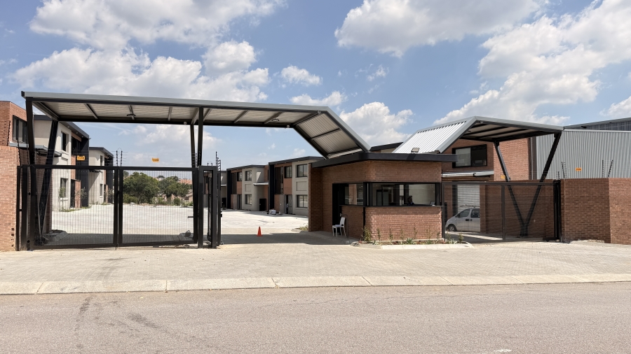 To Let commercial Property for Rent in Samrand Business Park Gauteng