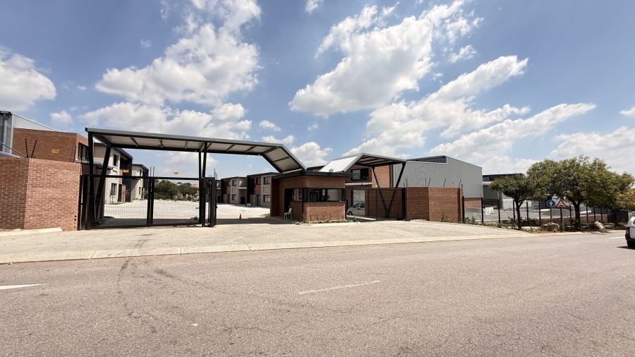 To Let commercial Property for Rent in Samrand Business Park Gauteng