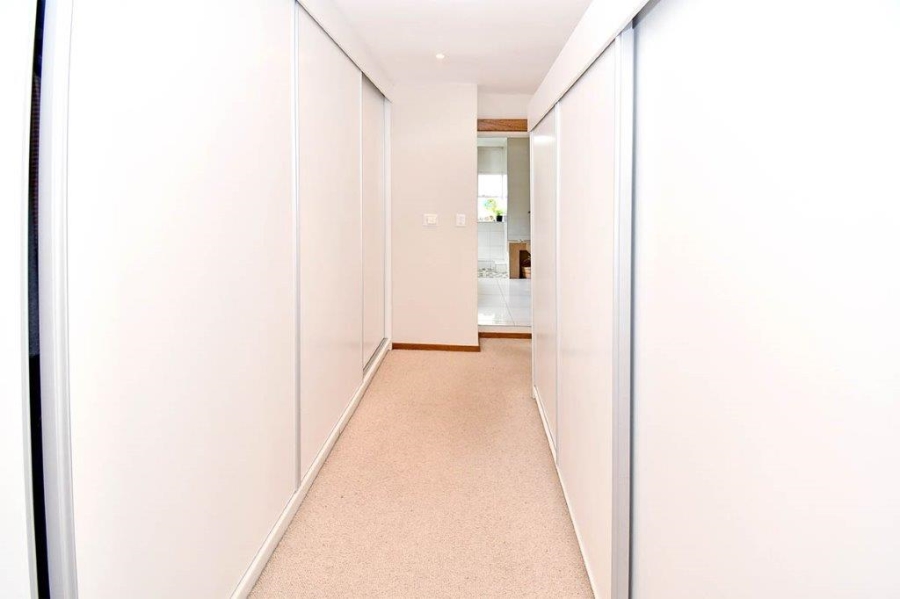 2 Bedroom Property for Sale in Inanda Gauteng