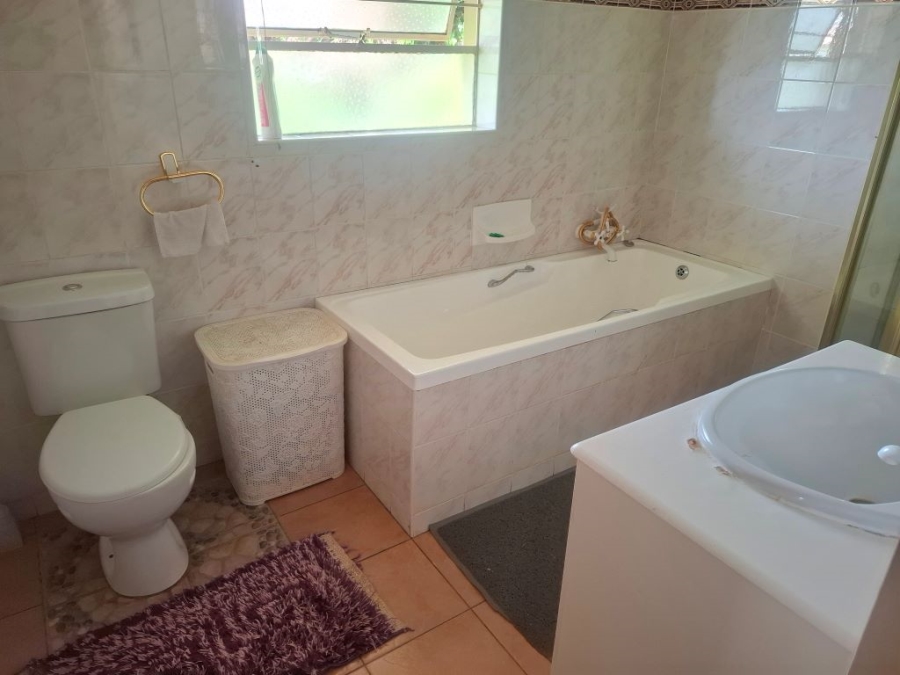 4 Bedroom Property for Sale in Westonaria Gauteng