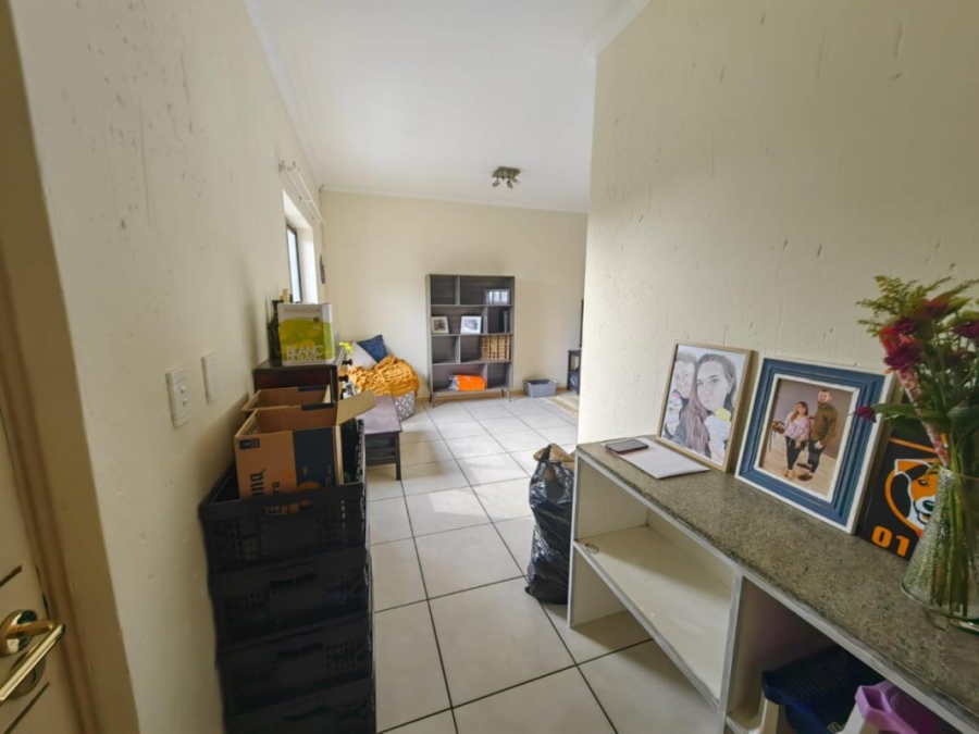 1 Bedroom Property for Sale in Hurlyvale Gauteng