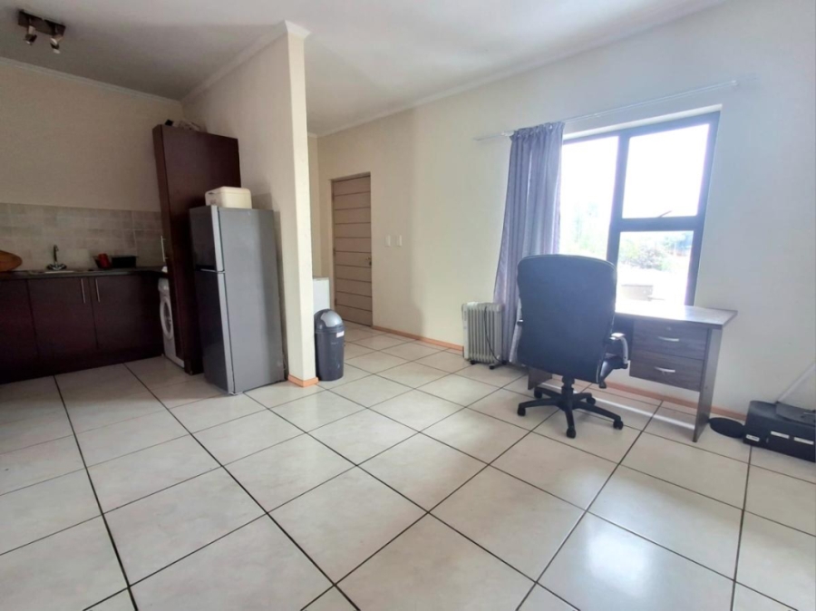 1 Bedroom Property for Sale in Hurlyvale Gauteng