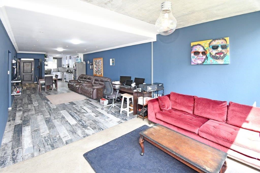 2 Bedroom Property for Sale in Illovo Gauteng