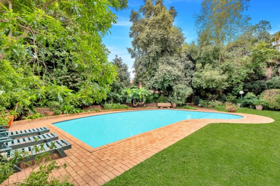 2 Bedroom Property for Sale in Illovo Gauteng