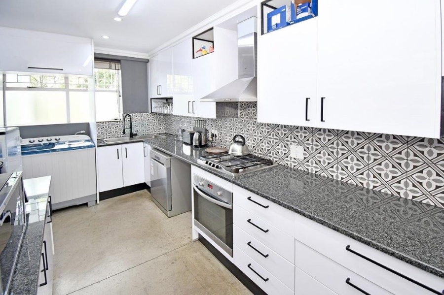 2 Bedroom Property for Sale in Illovo Gauteng