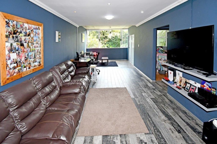 2 Bedroom Property for Sale in Illovo Gauteng