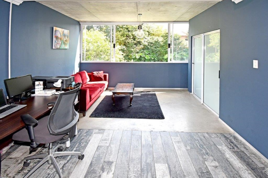 2 Bedroom Property for Sale in Illovo Gauteng