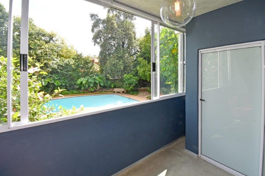 2 Bedroom Property for Sale in Illovo Gauteng