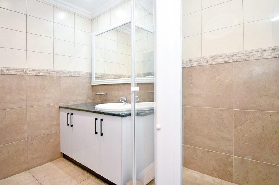 2 Bedroom Property for Sale in Illovo Gauteng