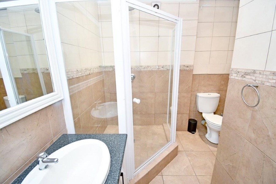 2 Bedroom Property for Sale in Illovo Gauteng