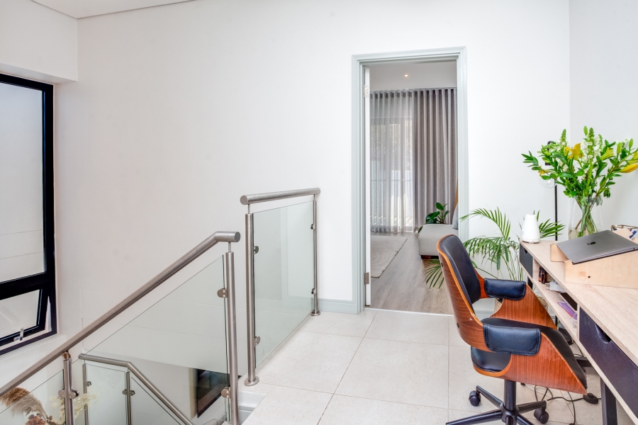 To Let 3 Bedroom Property for Rent in Bryanston Gauteng