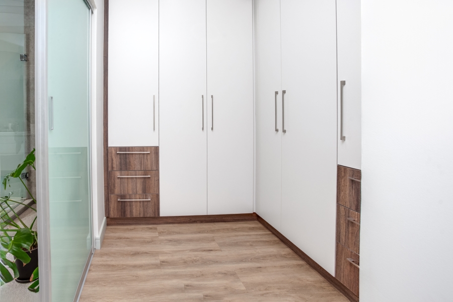 To Let 3 Bedroom Property for Rent in Bryanston Gauteng