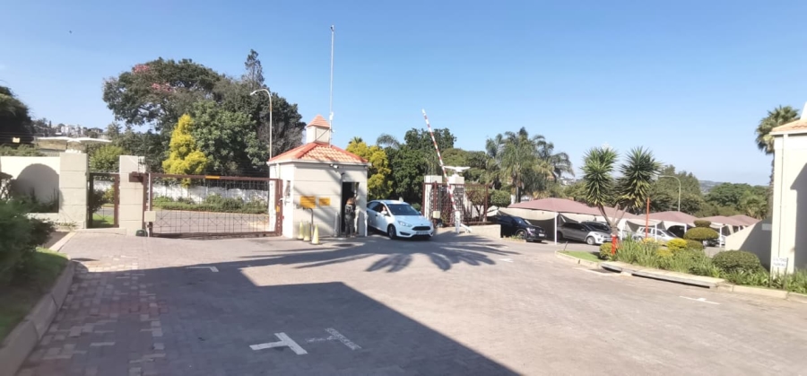 2 Bedroom Property for Sale in Oakdene Gauteng