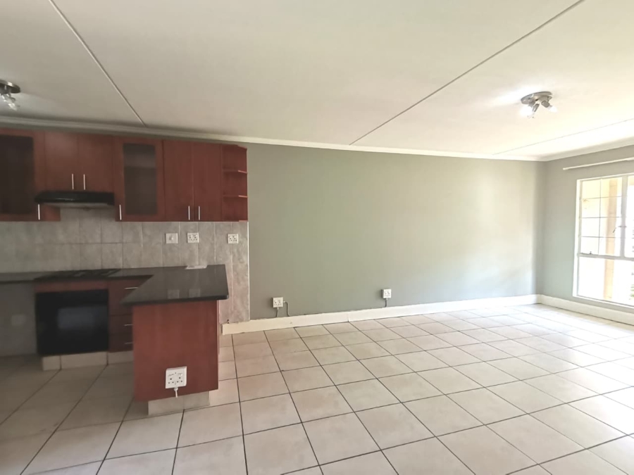 2 Bedroom Property for Sale in Oakdene Gauteng
