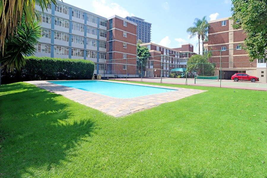 2 Bedroom Property for Sale in Bedford Gardens Gauteng