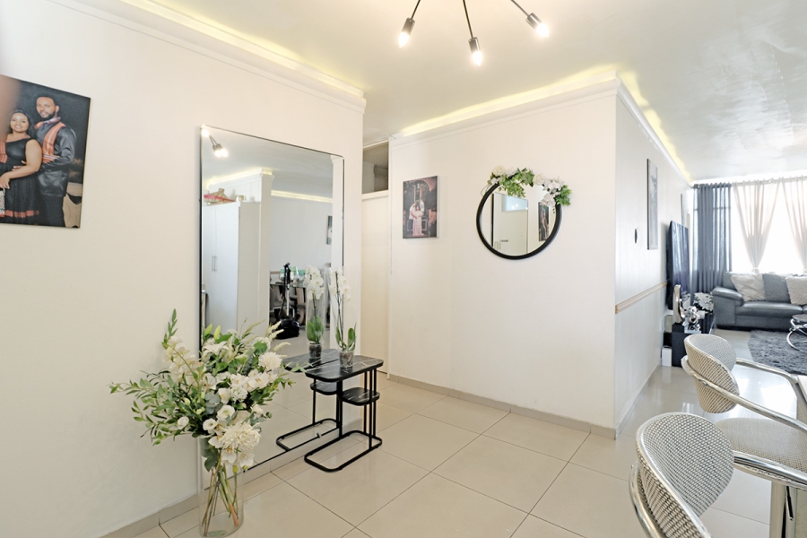 2 Bedroom Property for Sale in Bedford Gardens Gauteng