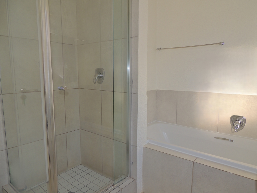 2 Bedroom Property for Sale in Amorosa Gauteng