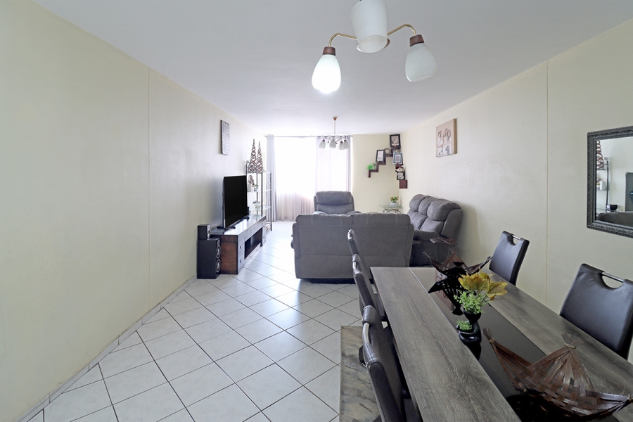 2 Bedroom Property for Sale in Bedfordview Gauteng