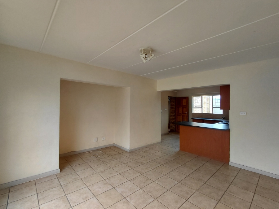 To Let 2 Bedroom Property for Rent in Fairland Gauteng