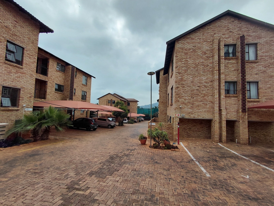 To Let 2 Bedroom Property for Rent in Fairland Gauteng