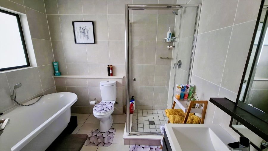 3 Bedroom Property for Sale in Bryanston Gauteng