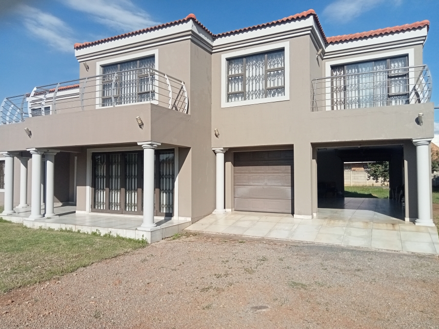 To Let 6 Bedroom Property for Rent in Riversdale Gauteng