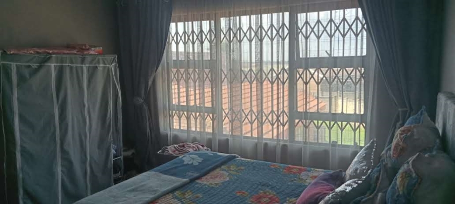 To Let 6 Bedroom Property for Rent in Riversdale Gauteng