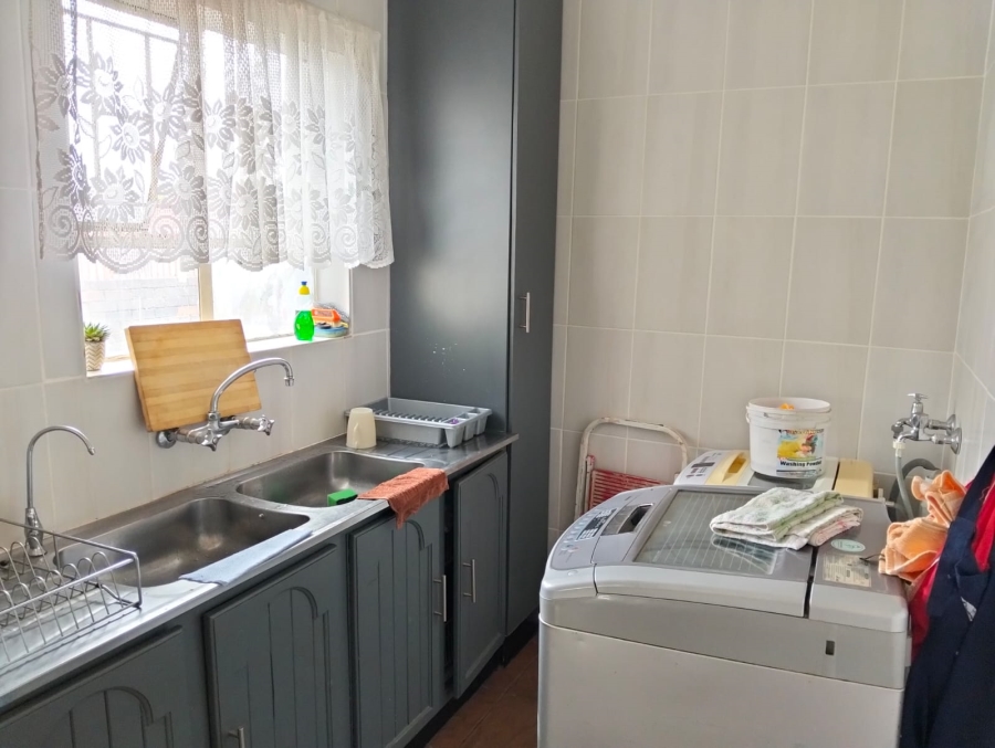 3 Bedroom Property for Sale in Birchleigh Gauteng