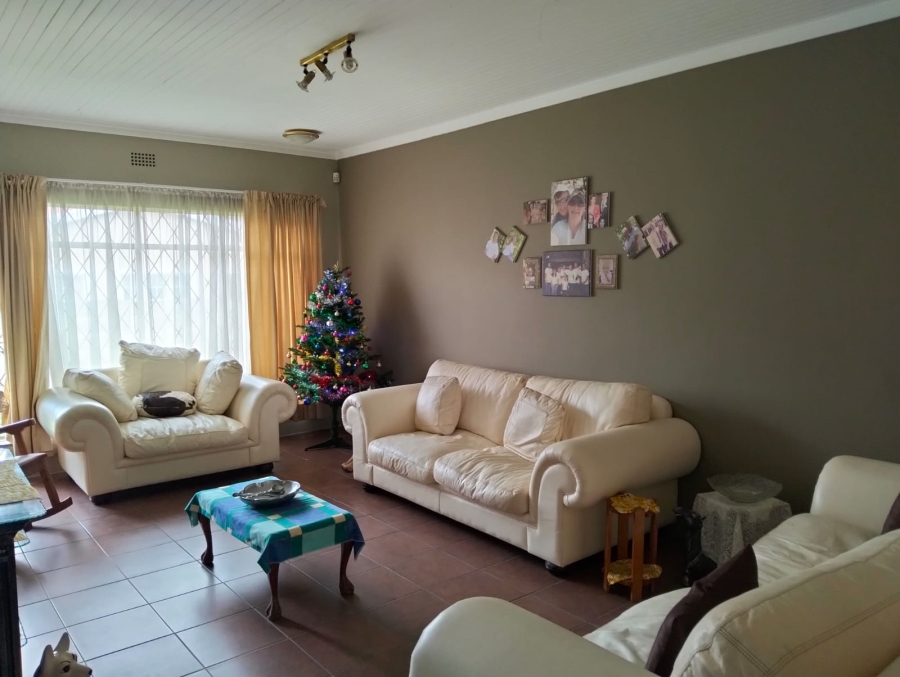 3 Bedroom Property for Sale in Birchleigh Gauteng