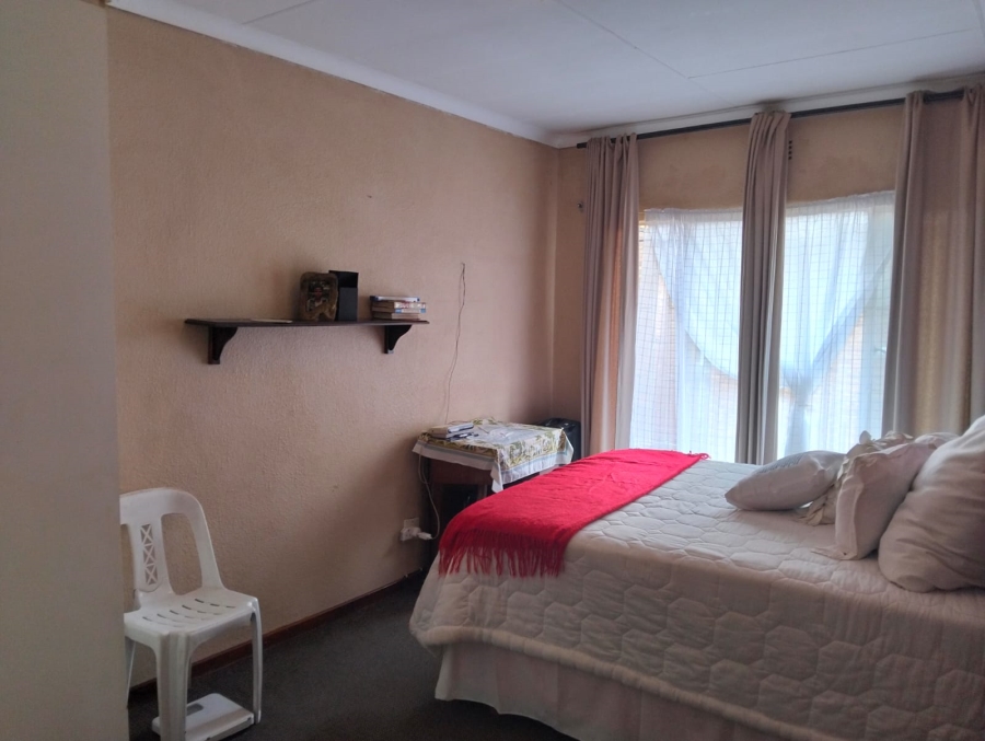 2 Bedroom Property for Sale in Birchleigh Gauteng