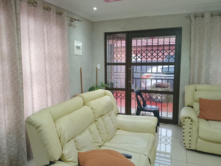 3 Bedroom Property for Sale in Dawn Park Gauteng