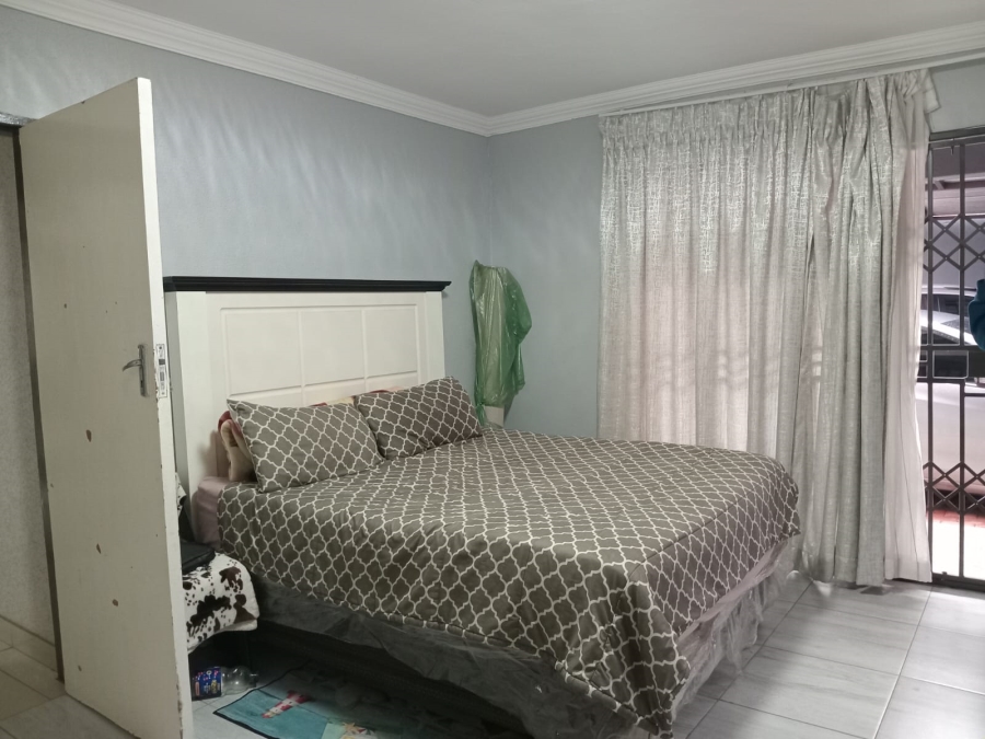 3 Bedroom Property for Sale in Dawn Park Gauteng