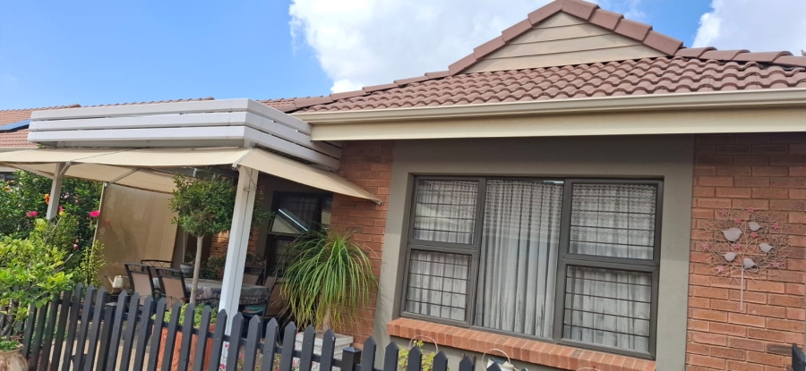 2 Bedroom Property for Sale in Brentwood Park AH Gauteng