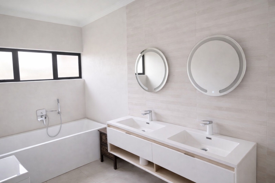 4 Bedroom Property for Sale in Westdene Gauteng