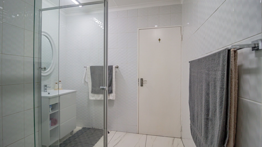 2 Bedroom Property for Sale in Marais Steyn Park Gauteng