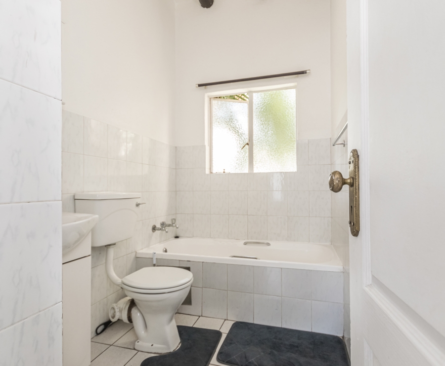 2 Bedroom Property for Sale in Lonehill Gauteng