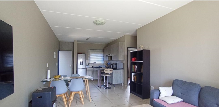2 Bedroom Property for Sale in Glen Austin Gauteng