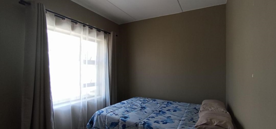 2 Bedroom Property for Sale in Glen Austin Gauteng