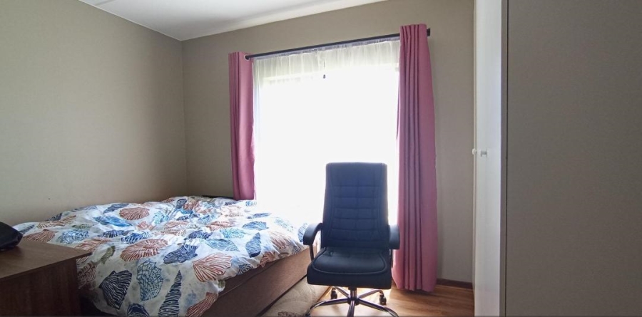 2 Bedroom Property for Sale in Glen Austin Gauteng