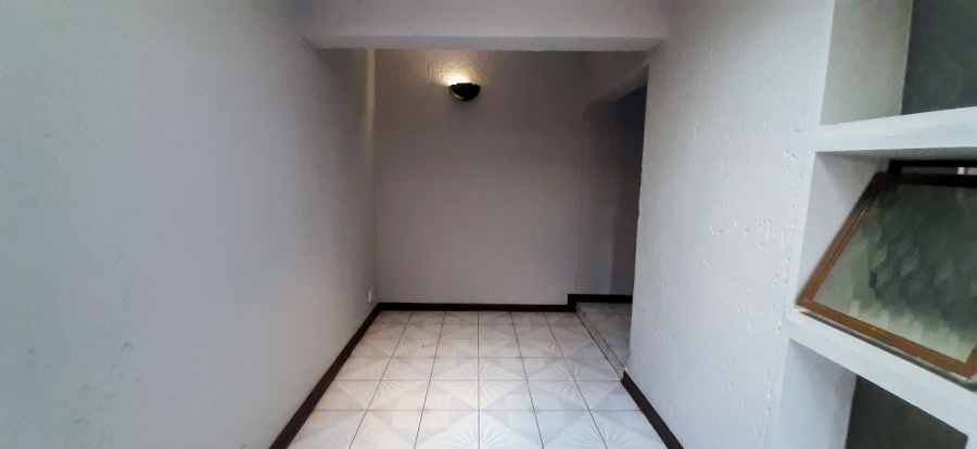 4 Bedroom Property for Sale in Glen Marais Gauteng