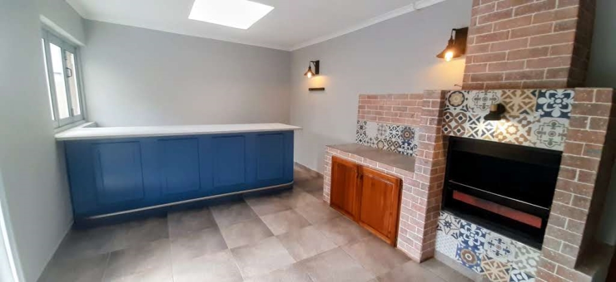 4 Bedroom Property for Sale in Glen Marais Gauteng