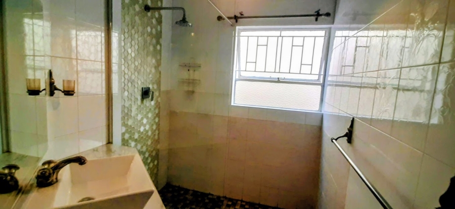 4 Bedroom Property for Sale in Glen Marais Gauteng