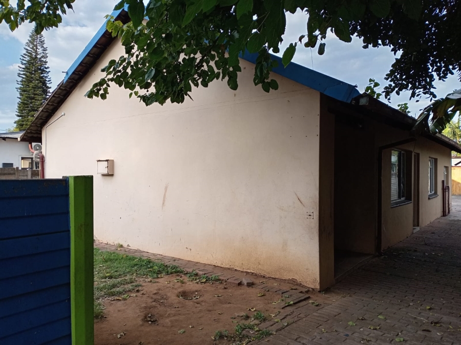 4 Bedroom Property for Sale in Pretoria North Gauteng