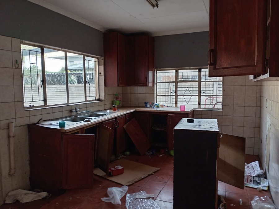 4 Bedroom Property for Sale in Pretoria North Gauteng