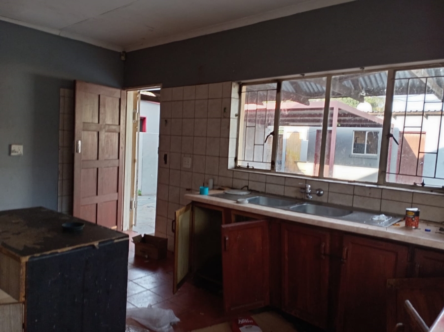 4 Bedroom Property for Sale in Pretoria North Gauteng