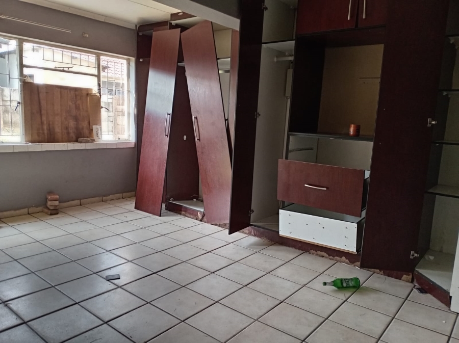 4 Bedroom Property for Sale in Pretoria North Gauteng