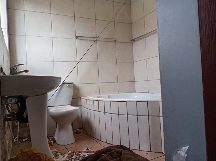 4 Bedroom Property for Sale in Pretoria North Gauteng