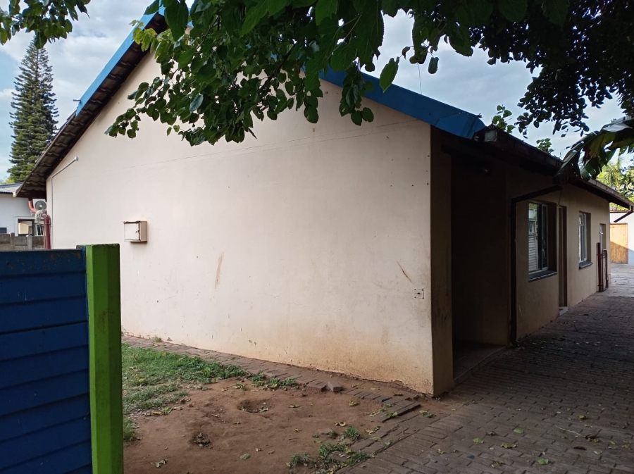 4 Bedroom Property for Sale in Pretoria North Gauteng
