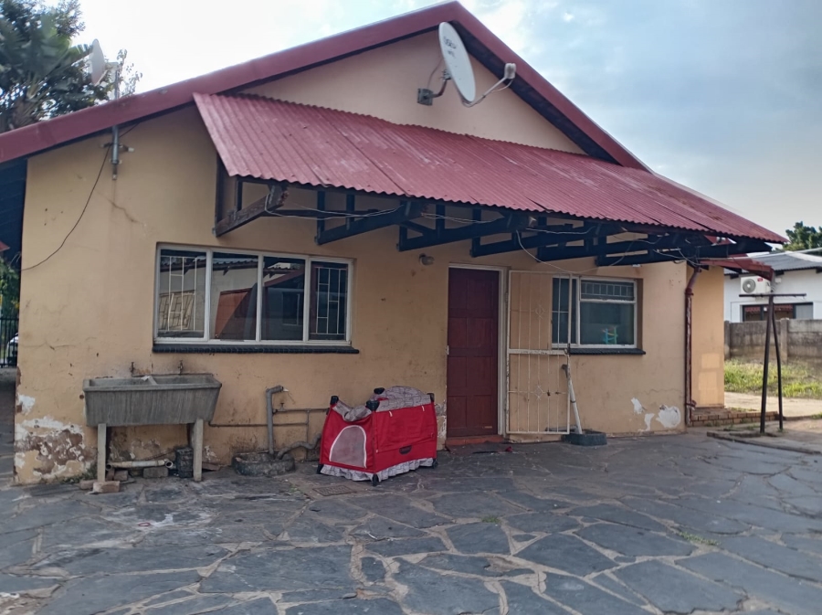 4 Bedroom Property for Sale in Pretoria North Gauteng