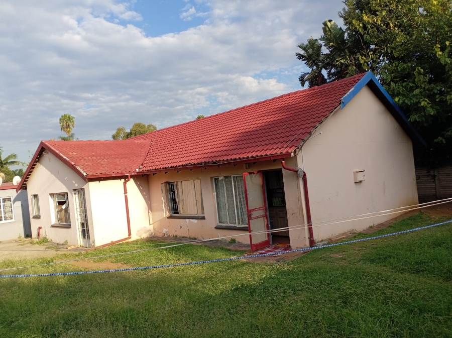 4 Bedroom Property for Sale in Pretoria North Gauteng